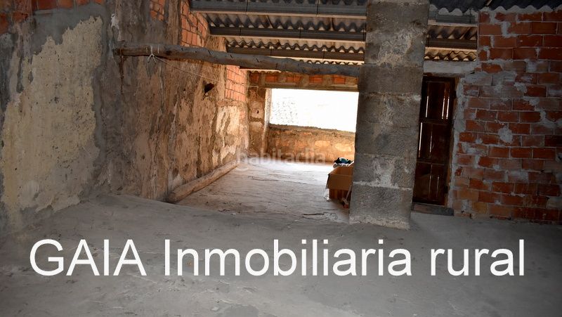 Foto 8096a83f-06f7-4286-9b04-8e323cfa03c3. Casa adossada a Maella