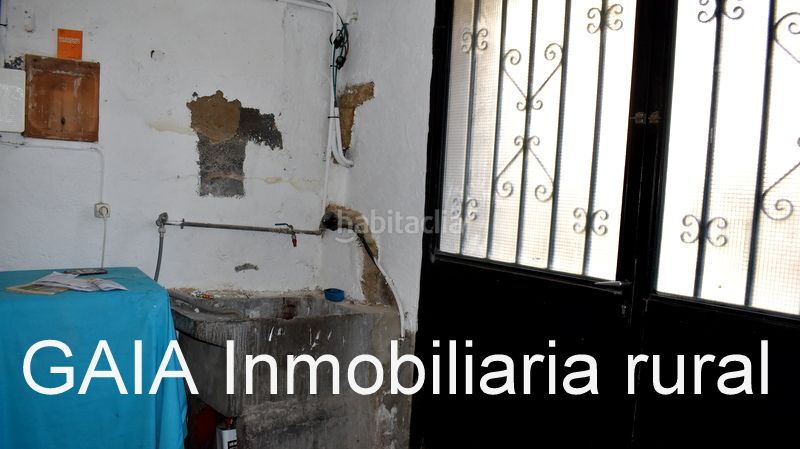 Foto f564e78c-3e61-4a95-88d5-2cc47e2d0da7. Casa adossada a Maella