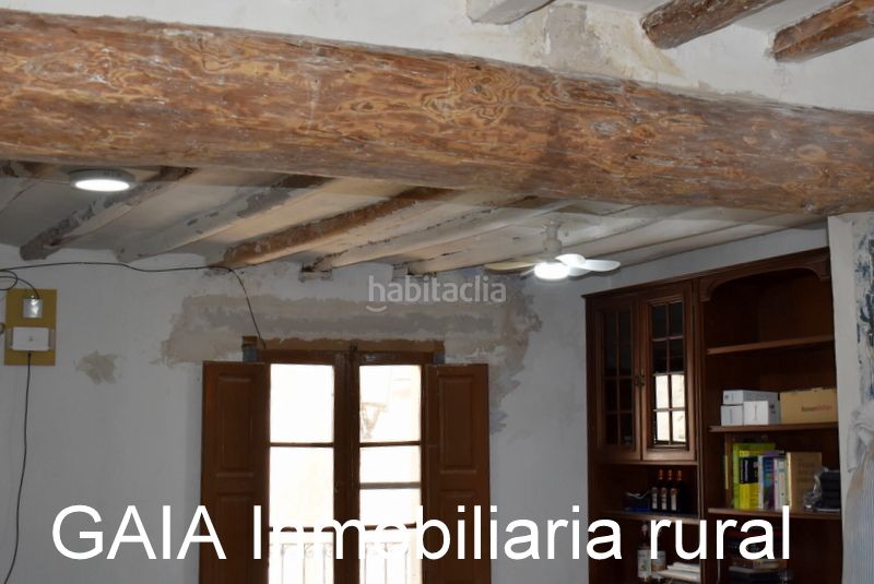 Foto 5c3aa732-dea8-4d49-92c0-0b072eb4c935. Casa adossada a Maella