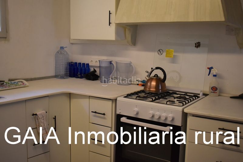 Foto b995ef2a-b76d-4e2a-af16-e506541336b6. Casa adossada a Maella