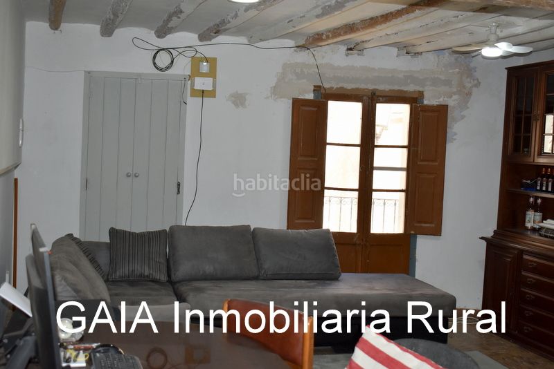 Foto dbc09f87-5d90-4f46-8682-4fc6f4e26b43. Casa adossada a Maella
