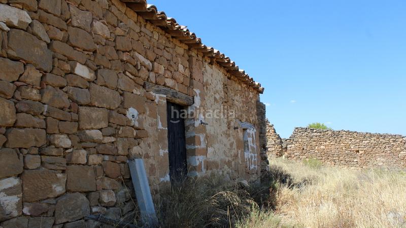 Foto be2b6544-a0fc-48dc-bbca-23309725d795. Masía en Maella