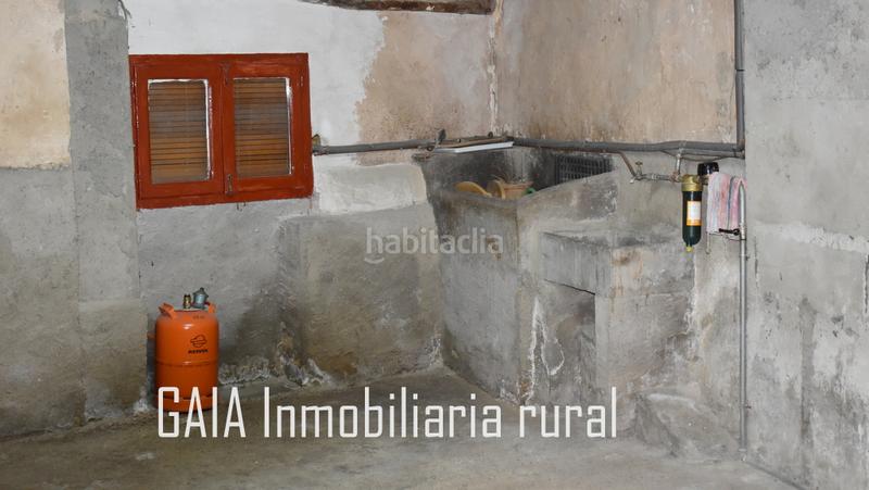 Foto 61b38e21-2e10-4df1-8479-5308af27afab. Casa adossada a Maella