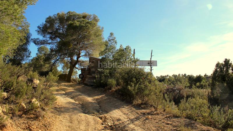 Foto e29be29c-1349-4ba3-ab4d-4da57889d00d. Masía en Maella