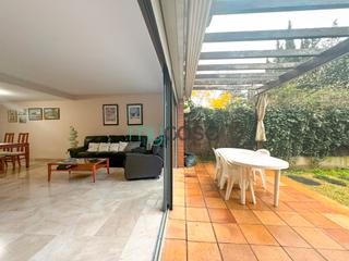 Casa aparellada  Carrer riera de tiana. ¡ en excelente zona residencial!