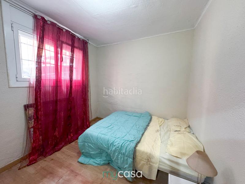 Foto 1d50debf-d00a-4cf9-8120-d192270173ae. Piso para entrar a vivir, exterior y 2 habitaciones *ite pasada en Santa Coloma de Gramenet