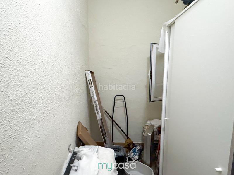 Foto be7577dc-c6ab-456b-8311-b61d519301e4. Piso para entrar a vivir, exterior y 2 habitaciones *ite pasada en Santa Coloma de Gramenet