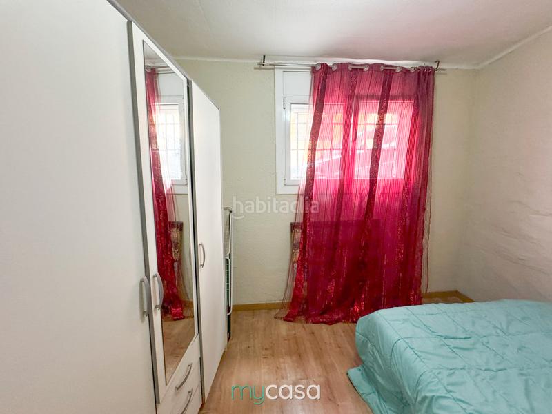 Foto fca76714-32d6-409a-ace9-bd630ff79b82. Piso para entrar a vivir, exterior y 2 habitaciones *ite pasada en Santa Coloma de Gramenet