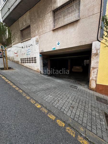 Foto 1e0020d2-6c60-4d0d-9e1a-66792d45422a. Aparcament cotxe a Llefià Badalona