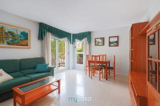 Pis  Carrer del doctor modrego. ¡vivienda con 3 habitaciones, balcón + plaza de parking!
