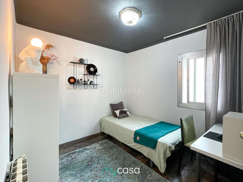 Foto b3ebfbf3-7b6d-4884-bc8c-2b97d5247597. Appartamento con riscaldamento in Singuerlín Santa Coloma de Gramenet