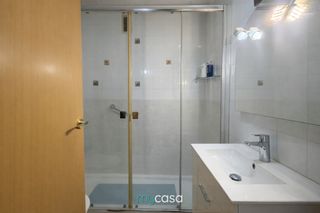 Pis  Travessera de montigalà. ¡amplio piso con terraza, parking y ascensor!