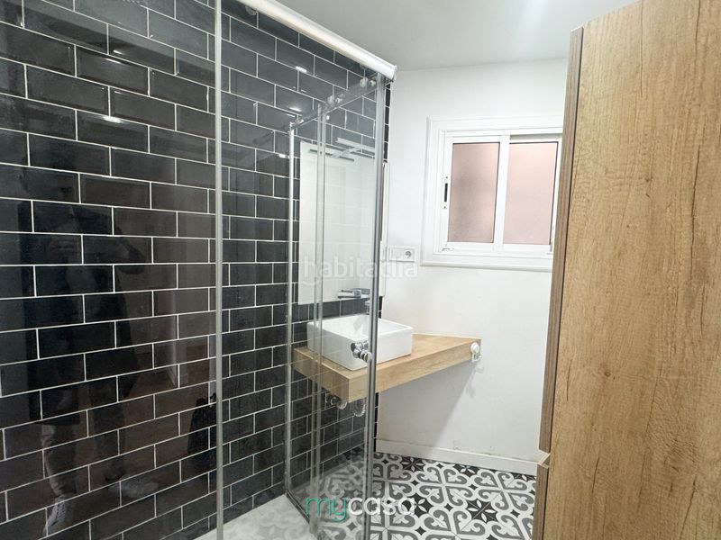 Foto cbfca682-9cb8-463f-ba58-7a183d661f07. Pis a Gelida