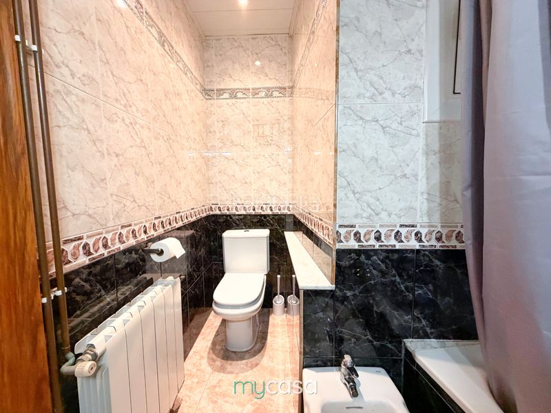 Foto 744187a2-ddd0-43cd-9512-6bf2cb9f579a. Àtic amb calefacció a Bufalà Badalona