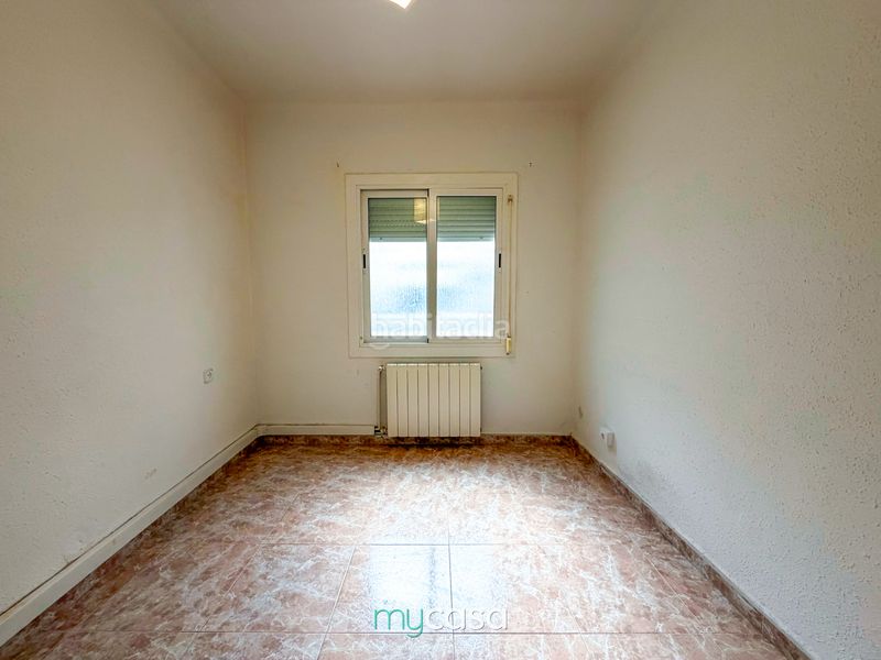 Foto d1c7f95c-ae08-4f92-be08-26d928fbcda8. Àtic amb calefacció a Bufalà Badalona