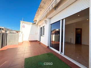 Àtic  Carrer de la independència. ¡ático con terraza y vistas al mar en bufalà!