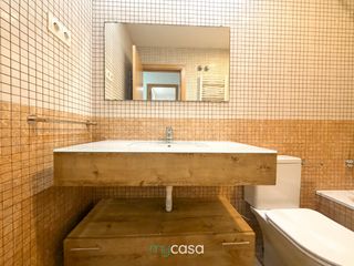 Piso  Carrer murillo. ¡exclusiva planta baja frente al mar con parking y trastero! ? j