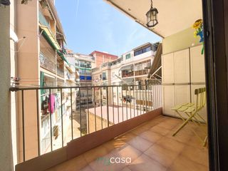 Flat  Carrer de lloret de mar. ¡amplio piso en el centro de el prat con balcón y trastero!