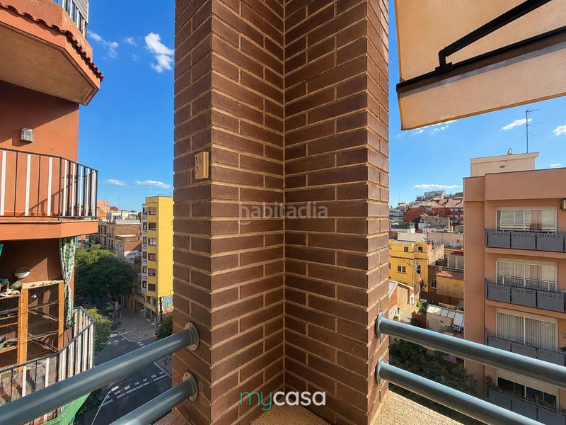 Foto f00d3bdb-e567-467b-b11b-e7ba6cedd5d2. Pis amb calefacció aparcament a Baix Guinardó Barcelona