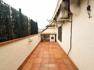 Piso  Carrer de felip ii. ¡ático de 2 habitaciones con terraza y chimenea!