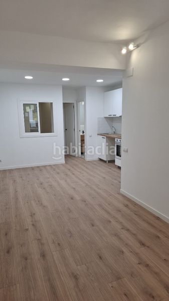 Foto b61ba82d-b8dd-4e81-9ebf-440804da4d51. Pis a Carmel Barcelona