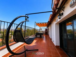 Dachwohnung  Avinguda d'apel·les mestres. ¡espectacular ático con terraza de 35 m² y vistas despejadas!