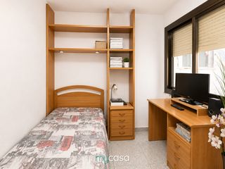 Etagenwohnung  Carrer cuba. ¡el patio que siempre has soñado en plena ciudad!