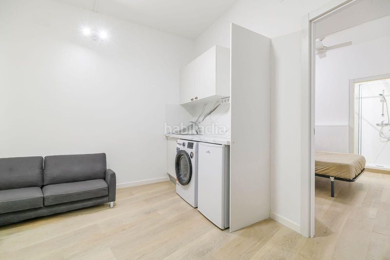 Foto 23b68f57-4905-41d5-84d5-5d9ef7d17d31. Local comercial a El Raval Santa Coloma de Gramenet