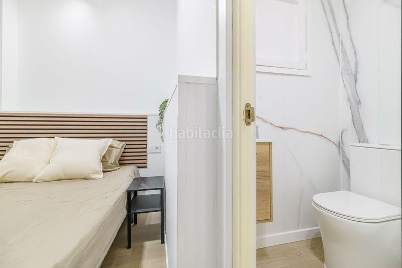 Foto c1ba816f-a206-43d5-85b1-5814eb2ba40f. Local comercial a El Raval Santa Coloma de Gramenet