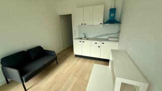 Local Comercial  Carrer de fèlix ferran. ¡local reformado a estrenar en mollet del vallès! diseño, calida