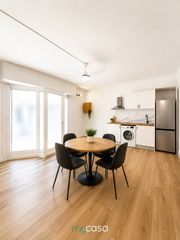 Studiowohnung  Carrer d'enric granados. ¡reformado a estrenar en el centro de barberà del vallès! un esp
