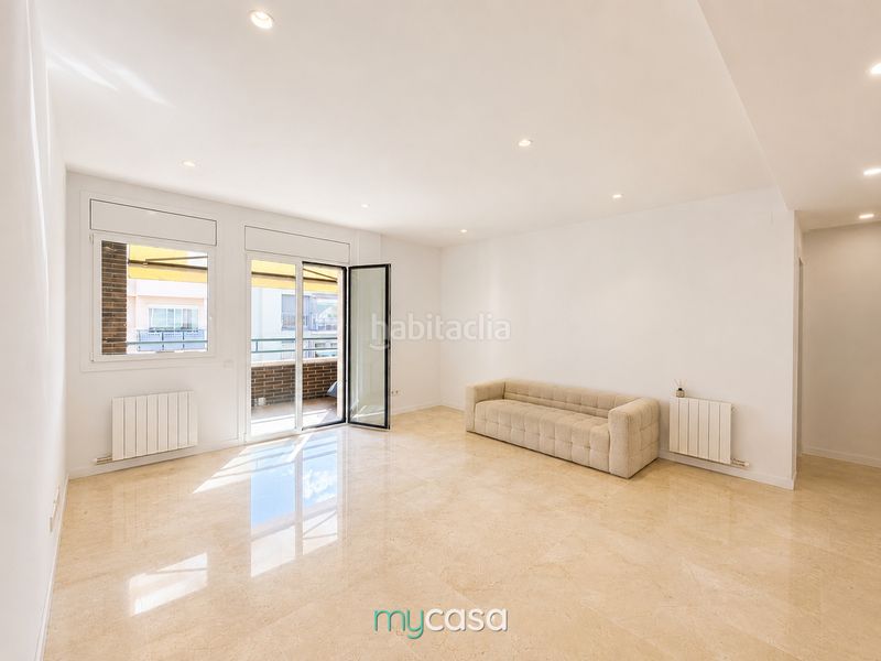 Foto 5343a951-41e9-4a38-862e-09a2858efc96. Pis amb calefacció aparcament a Sagrada Família Barcelona