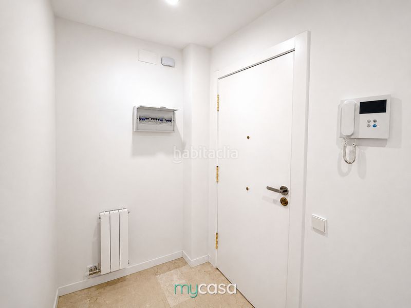 Foto a6e96ee1-8ef0-4ba1-a2b2-4ec19d164d43. Pis amb calefacció aparcament a Sagrada Família Barcelona