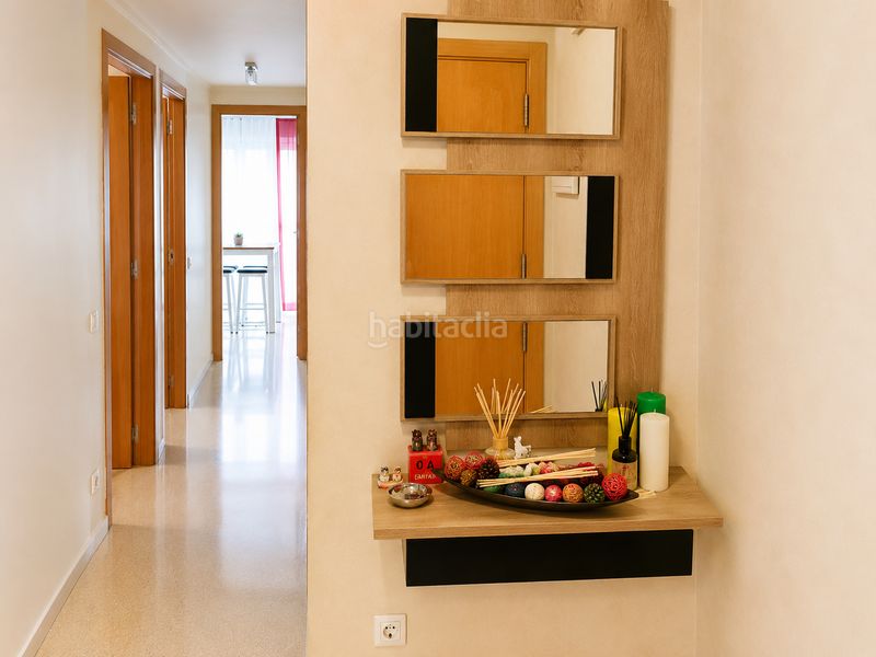 Foto bc8b5114-a147-4dc4-84b2-a4892c73161e. Piso ¡tu nuevo hogar : 3 habitaciones, terraza, luz natural y finca del 2010 en Badalona