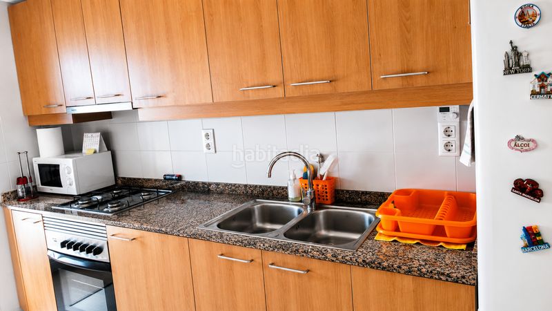 Foto f38977d7-8791-4e3c-8f34-6555805ca807. Piso ¡tu nuevo hogar : 3 habitaciones, terraza, luz natural y finca del 2010 en Badalona