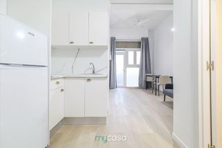 Studio  Carrer de nemesi valls. ¡oportunidad para inversores! dos unidades reformadas en barberà