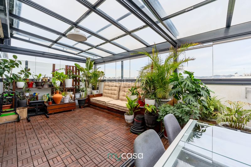 Foto 945c7111-54d7-48cf-9ff5-a5df9a7e6187. Piso ¡40 m² de terraza + vistas al mar + piscina + parking! espectacular ático en 7ª planta en Sant Adrià de Besòs