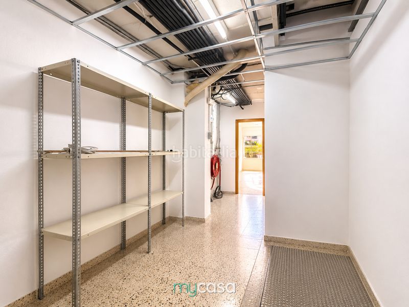 Foto 973d808c-d661-43d0-8c5e-b3eff01992db. Local comercial a Trinitat Nova Barcelona
