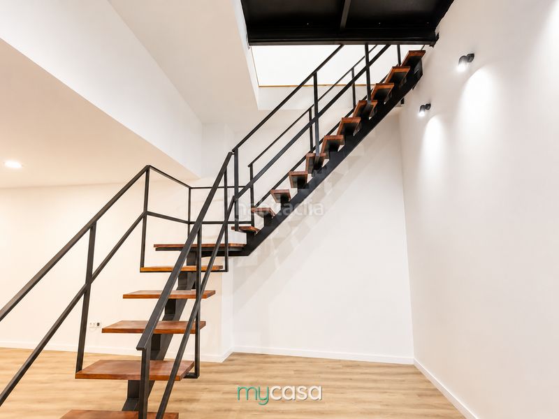 Foto a2541c72-3b36-4adf-a274-30d28d289584. Local comercial a Trinitat Nova Barcelona