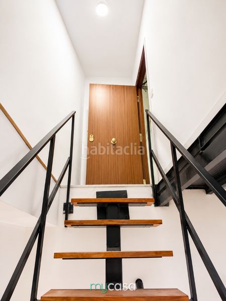 Foto afe2f35c-e70f-4e28-9b21-72ff0bd29e93. Local comercial a Trinitat Nova Barcelona