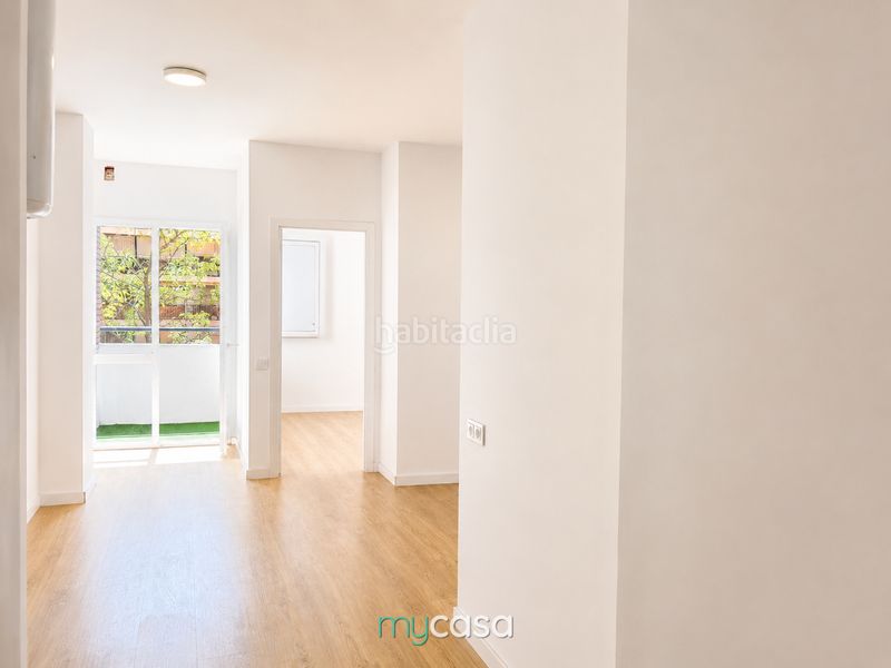 Foto ff0da8ed-519b-42d5-b858-5d99b1061a92. Local comercial a Trinitat Nova Barcelona