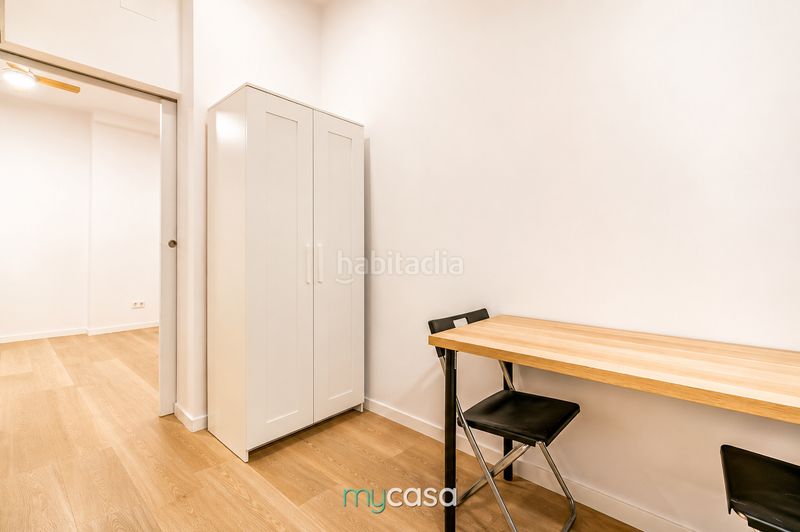 Foto 9d7b0515-e0b2-4486-91a2-2666e19b2a87. Estudi a La Roureda Viladecans