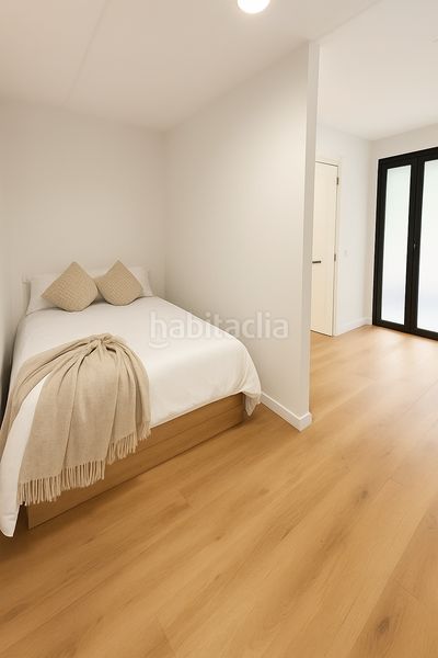 Foto 35c1fe7a-1ef5-4b42-83fe-920cde067e1f. Estudio totalmente reformado · amueblado · 1 habitación · junto al metro en Cornellà de Llobregat