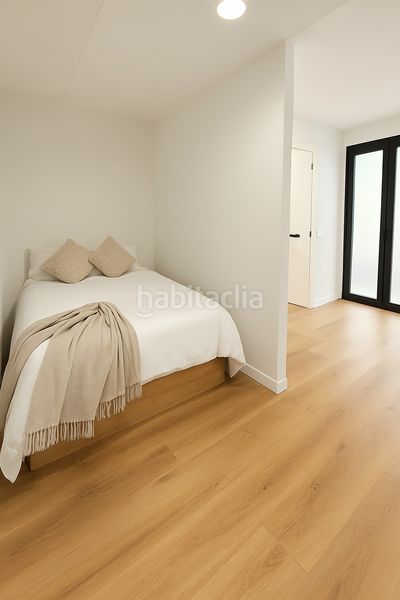 Foto 0b8e7b1e-6b24-41d9-8fab-d310daaed364. Estudio oportunidad en cornellà · reformado · amueblado · 30 m² en Cornellà de Llobregat
