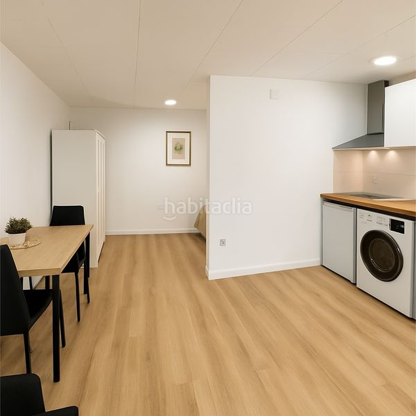 Foto 3a4987f8-c63c-4b0d-ad63-d3ca6b14a2b1. Estudio oportunidad en cornellà · reformado · amueblado · 30 m² en Cornellà de Llobregat