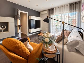 Pis  Plaça enginyer deulofeu. Amplitud · luz natural · 130 m² · 3 habitaciones · vestidor · ba