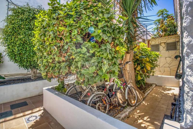 Foto a1a38ced-ed14-402f-8c45-7b46fe46851a. Casa in de los pueblos 42 in San Eugenio Bajo Adeje