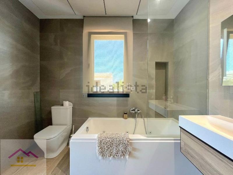 Foto e33802dc-3268-4c2f-9d5d-167459c3b20f. Chalet en gran via tarrega monteblanco 73 chalet en venta . en Castellón de la Plana