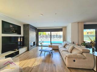 Chalet in Gran via tarrega monteblanco 73. Chalet en venta .