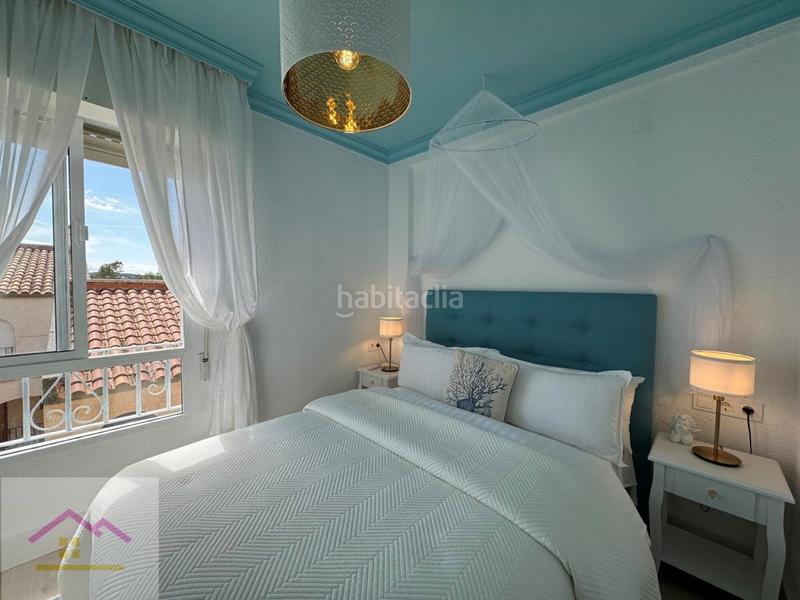 Foto 2869e7ef-2f48-47d2-8a01-12e341632518. Piso en avenida la marina 7 duplex en venta reformado en Oropesa del Mar